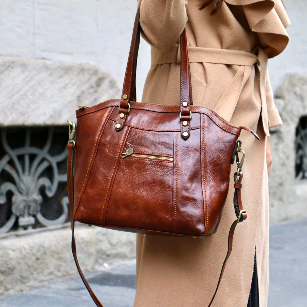 Elegant Handmade Leather Handbag for Women – Timeless Style & Premium Craftsmanship